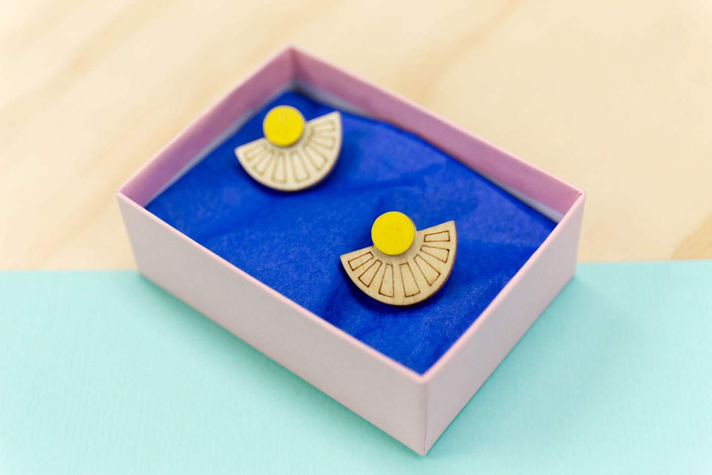 Ear stud Jet